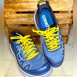 Hoka one one bondi 4